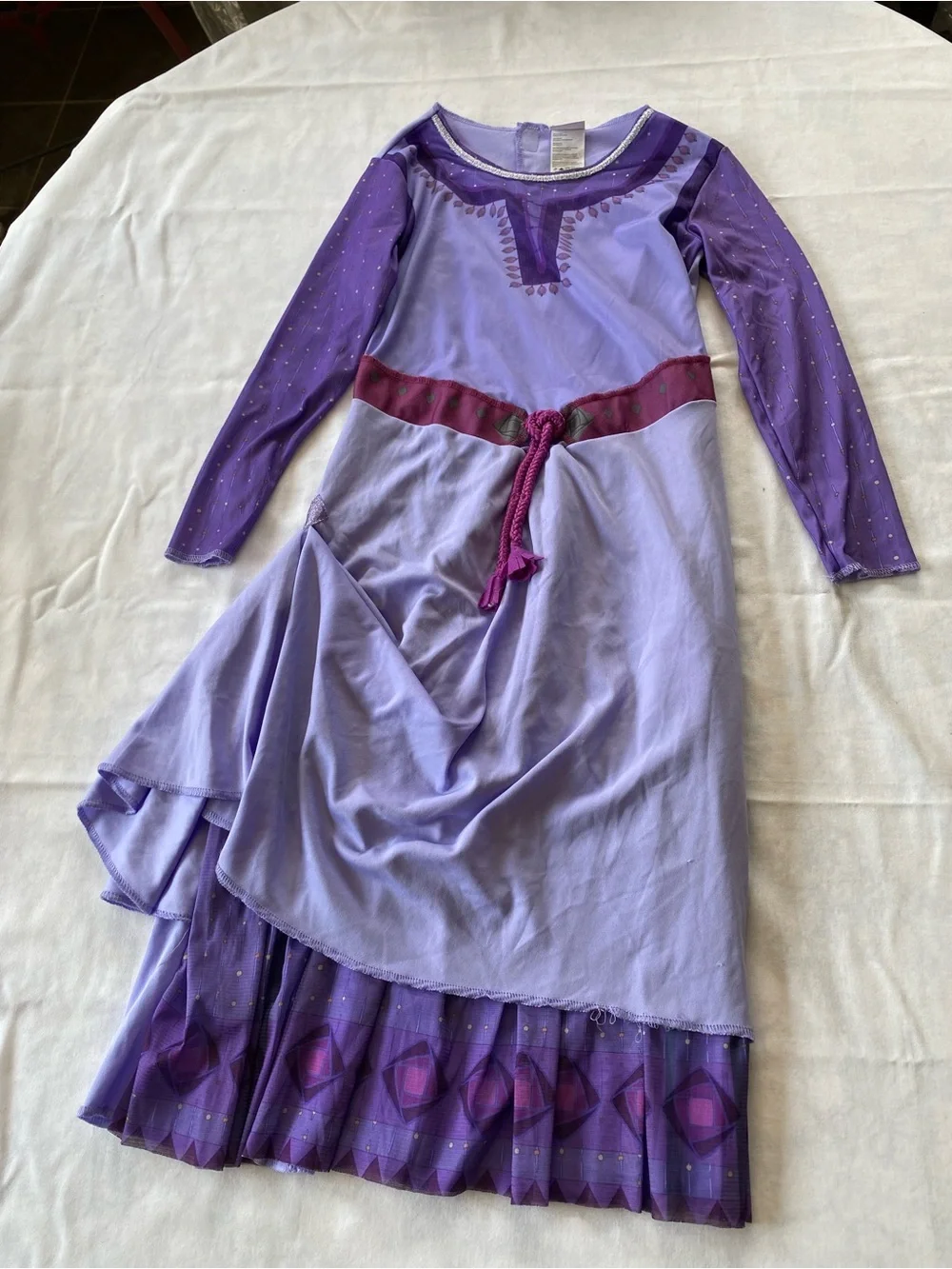 NWOT Halloween Disney Wish Kids Classic Asha Costume Size Medium 7-8
